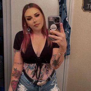 Meet your Posher, Madison